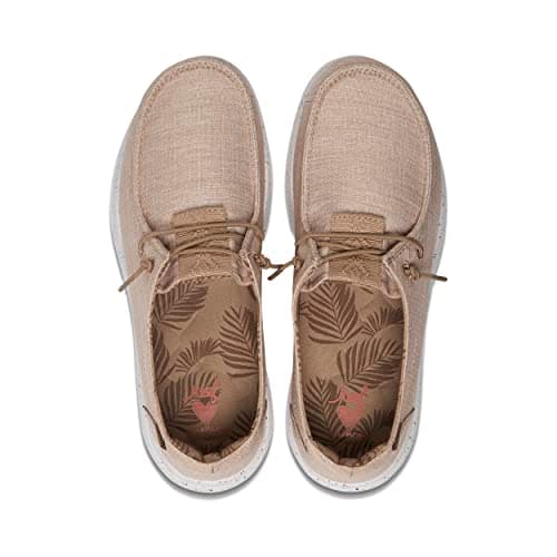 Womens Cushion Coast Sneaker