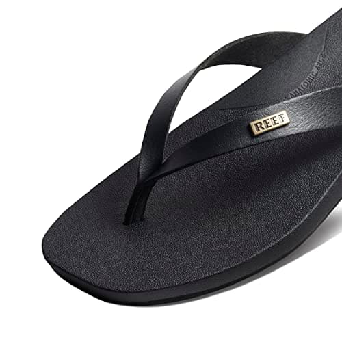 REEF Women's Cushion Lune Flip Flop with Arch Support