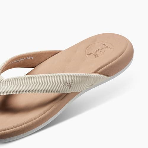 REEF Women's Cushion Melody Flip Flop